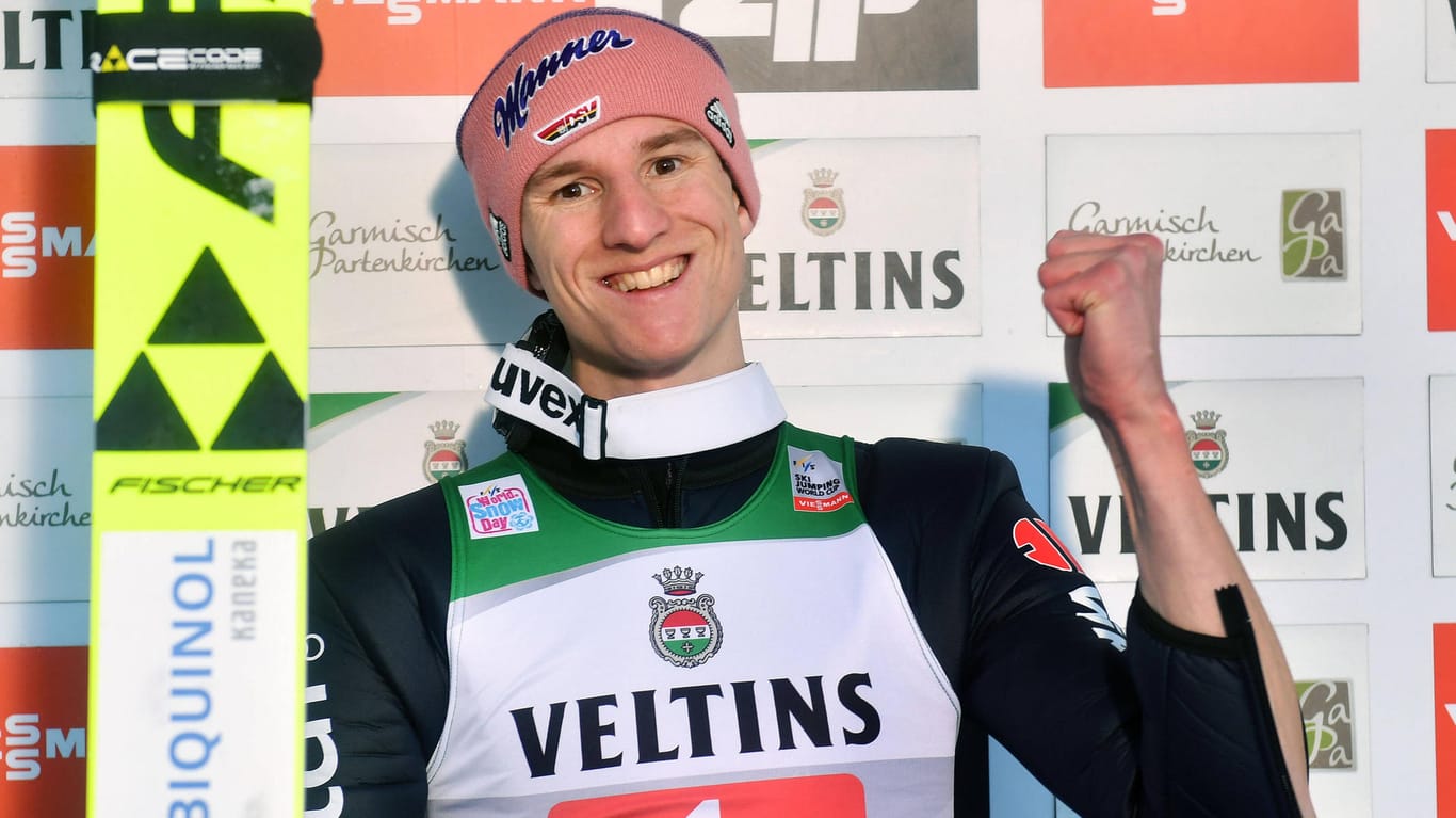 Karl Geiger: Der deutsche Skispringer hat das Gelbe Trikot für den Führenden der Weltcup-Gesamtwertung inne.