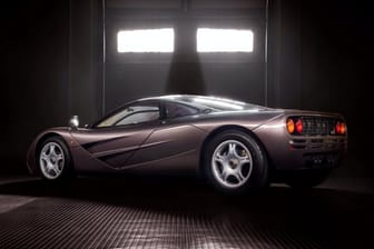 McLaren F1: Ein besonders begehrtes Exemplar wurde für umgerechnet rund 18 Millionen Euro versteigert.