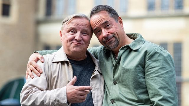 Beim Publikum äußerst beliebt: die "Tatort"-Kommissare Jan Josef Liefers (r) als Prof.