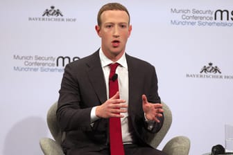 Mark Zuckerberg auf der Münchner Sicherheitskonferenz (Archivbild): Der Facebook-Gründer vergrößert sein Anwesen auf Hawaii.