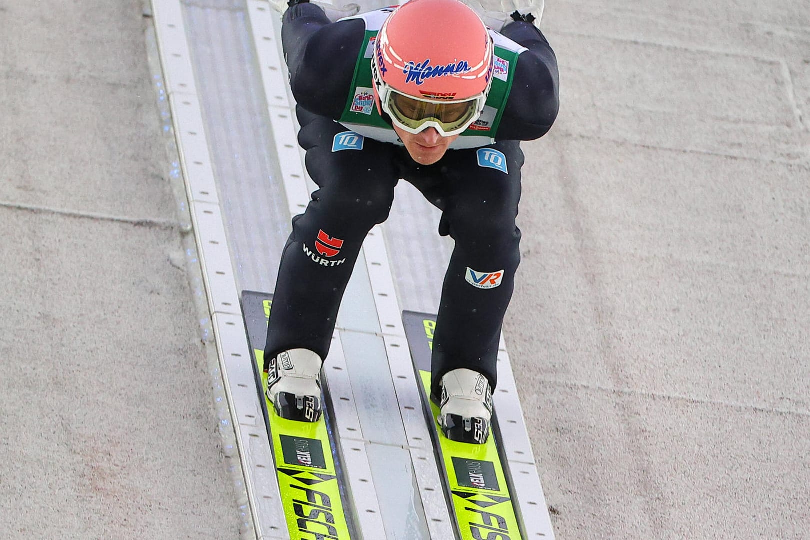 Severin Freund in Oberstdorf: Der DSV-Adler schied nach dem ersten Durchgang aus.