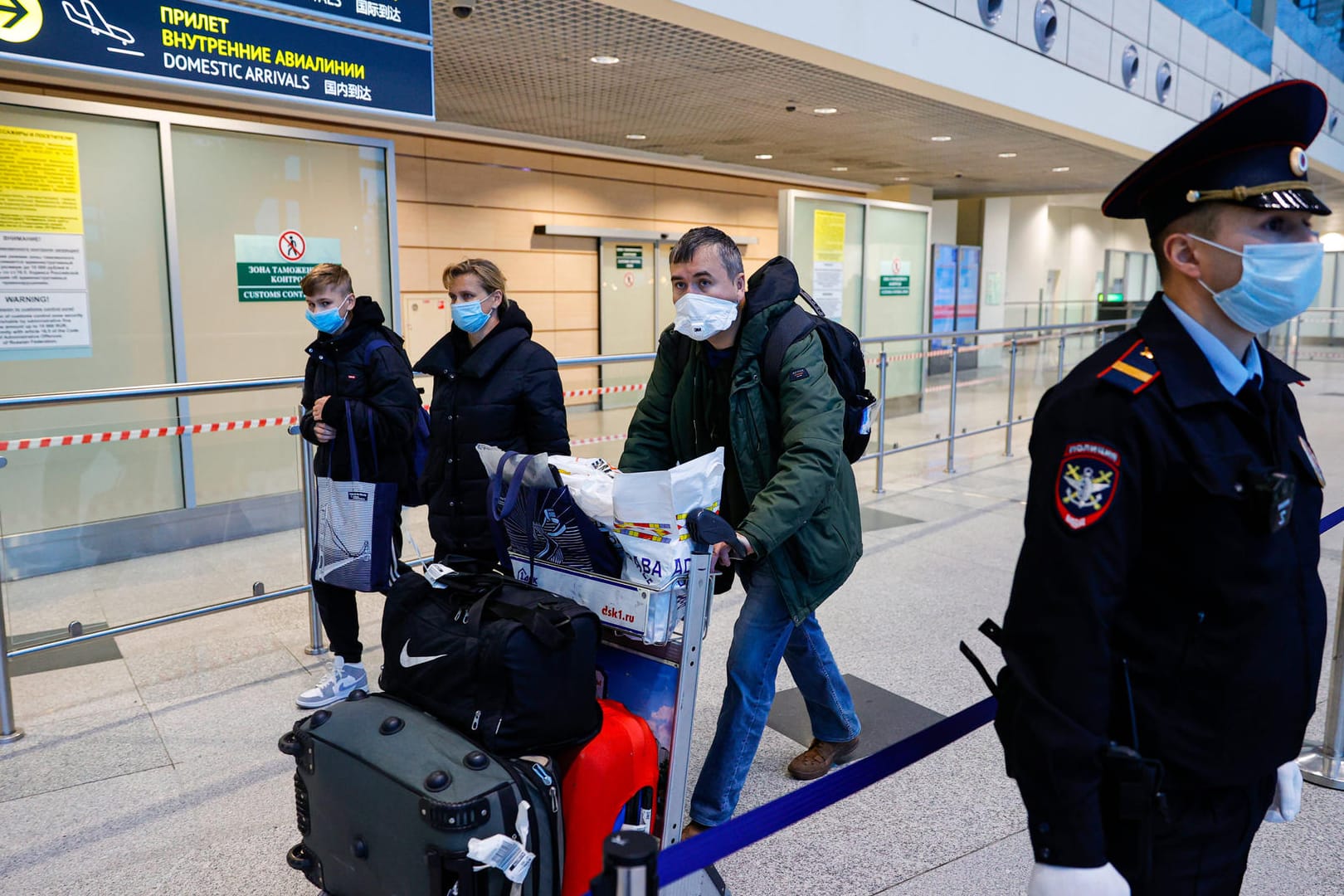 Flughafen in Corona-Zeiten (Symbolfoto): Nicht nur die Deutschen haben 2021 ihr Reiseverhalten an die Pandemie angepasst.