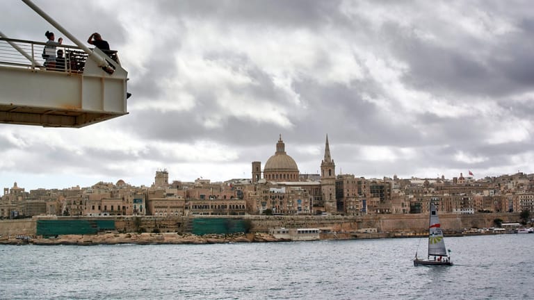Malta: Die Bundesregierung stuft die beliebten Urlaubsländer Italien und Malta wegen hoher Corona-Infektionszahlen ab Januar 2022 als Hochrisikogebiete ein.