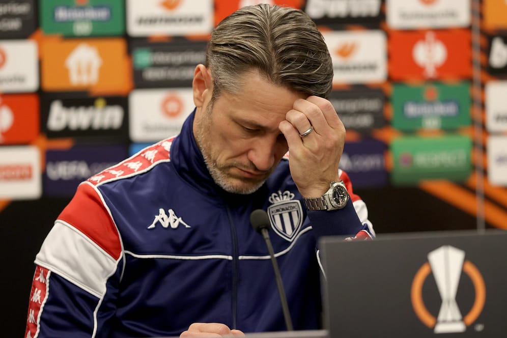 Nico Kovac auf einer Pressekonferenz: Der Trainer durchlebte mit Monaco zuletzt eine sportliche Krise.