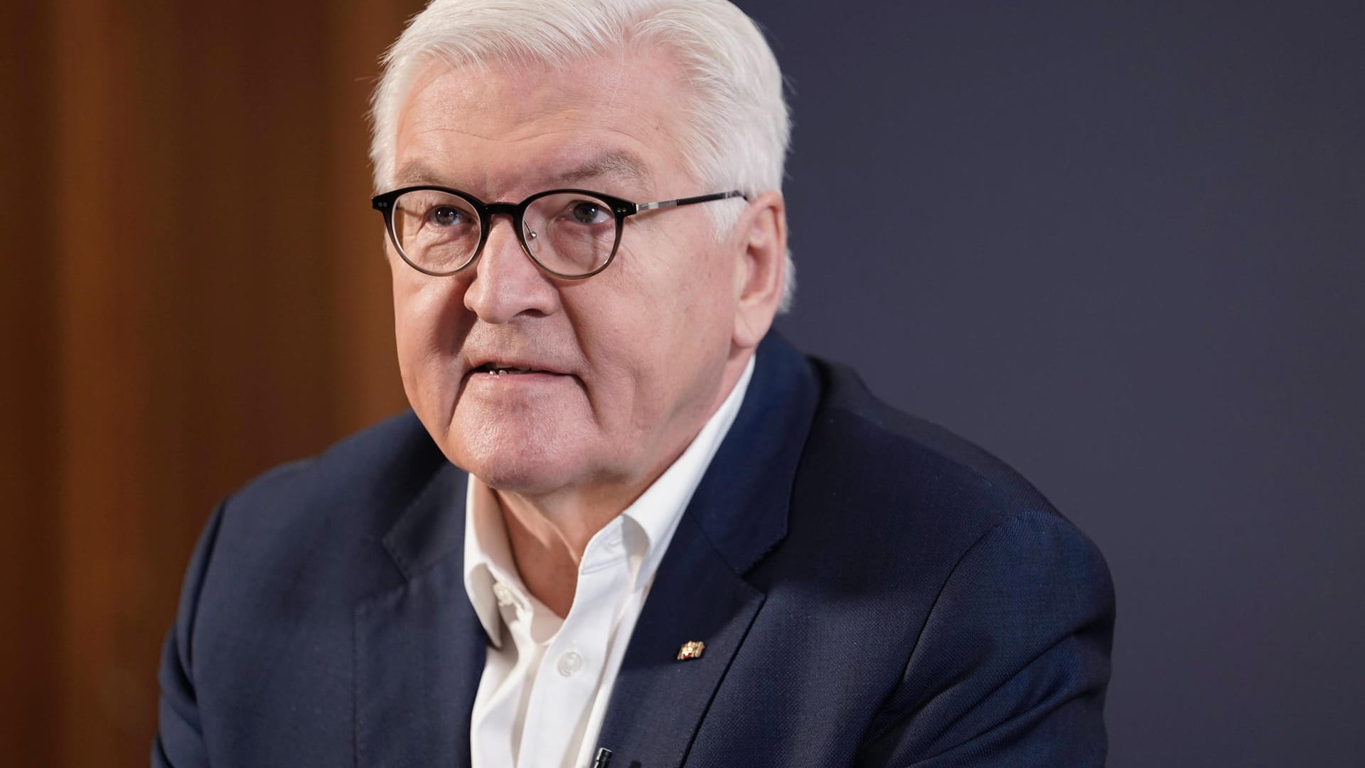 Bundespräsident Frank-Walter Steinmeier bei einem Anruf auf der ISS (Archivbild): Er hofft auf eine zweite Amtszeit.