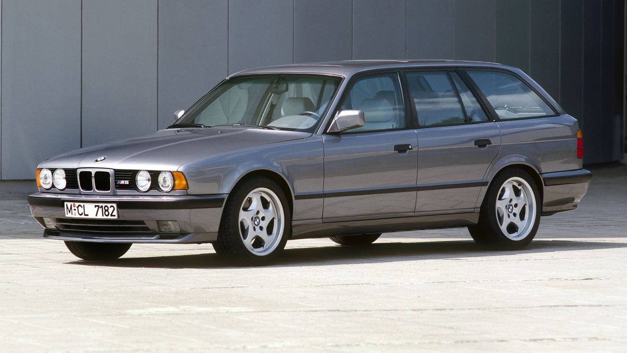 Der sehr sportliche M5 verknüpft als Touring Lust und Last. Der sehr sportliche M5 verknüpft als Touring Lust und Last.