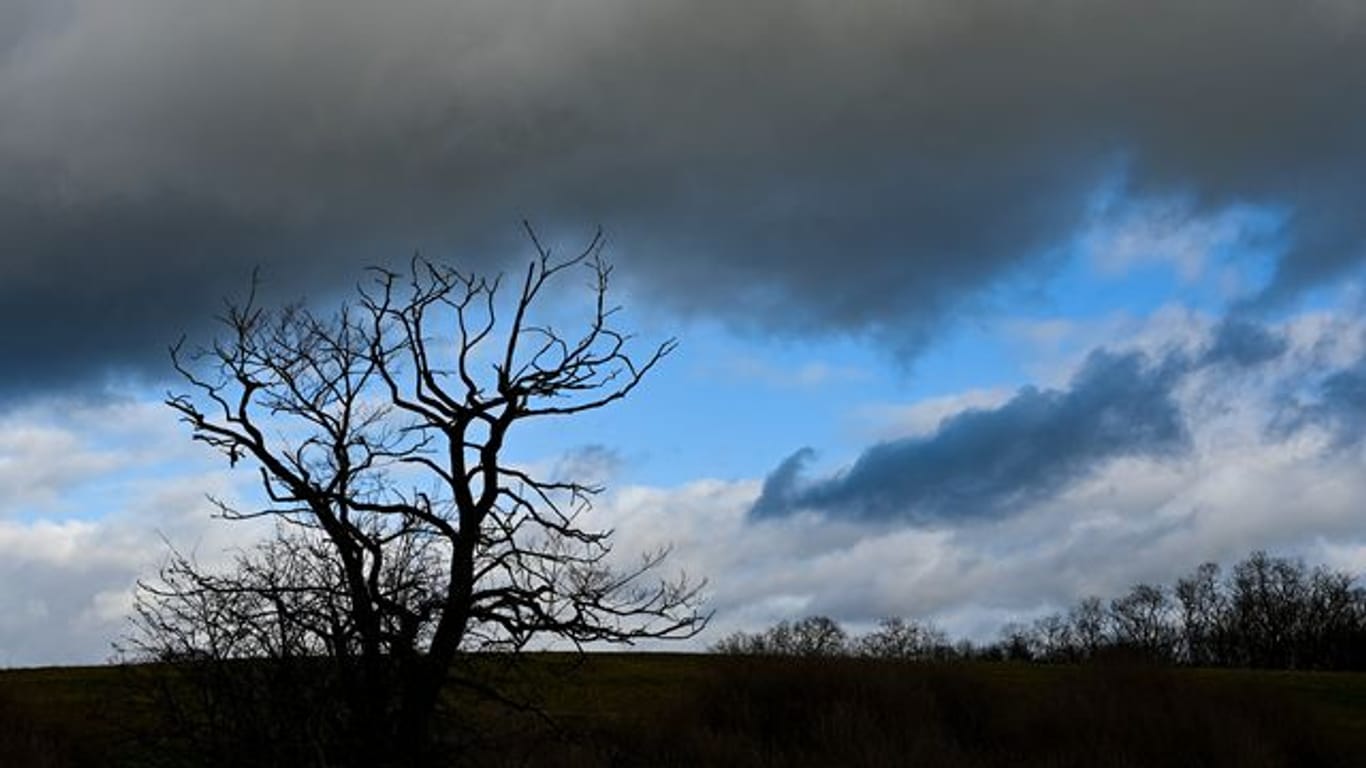 Dunkle Wolken