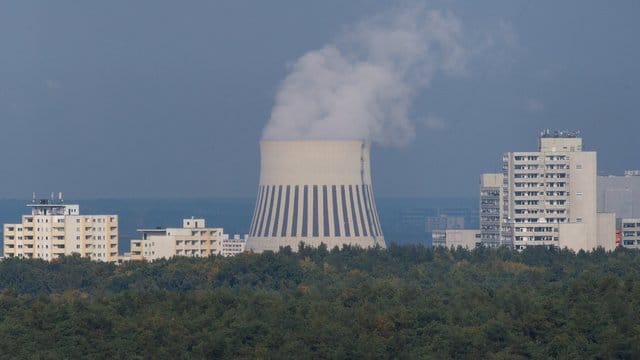 Das Kraftwerk Reuter West: Ursprung der nächtlichen Ruhestörung?