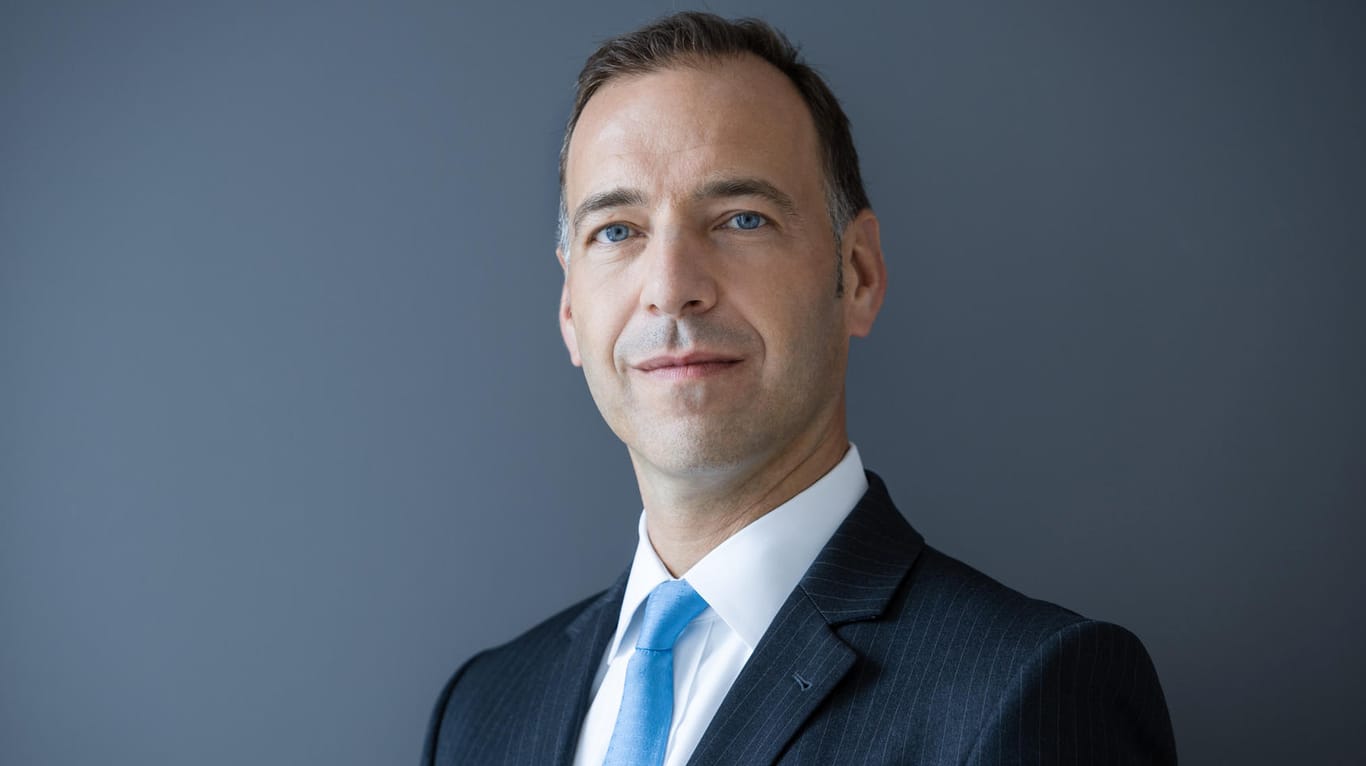 Joachim Schallmayer: Der Finanzexperte ist Leiter Kapitalmärkte bei der Dekabank.