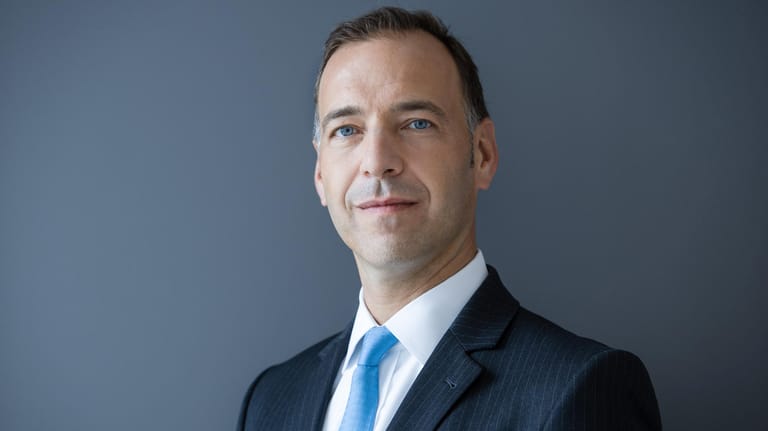 Joachim Schallmayer: Der Finanzexperte ist Leiter Kapitalmärkte bei der Dekabank.