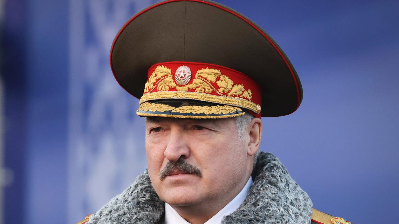 Alexander Lukaschenko: Der Machthaber in Belarus könnte die Wagner-Truppe aus Russland bei sich beherbergen (Archivbild).