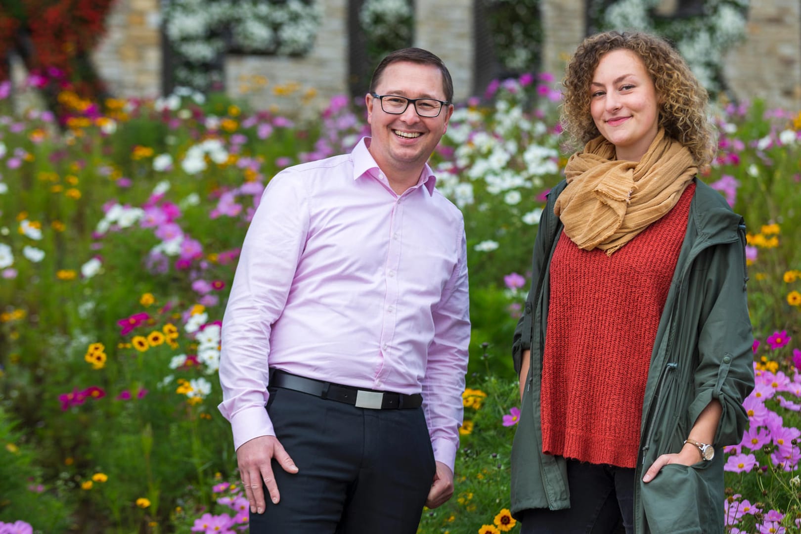 Sebastian Schillig und Josefine Steingräber vom Erfurter SpendenParlament: Mit t-online haben sie über ihr ehrenamtliches Engagement gesprochen.