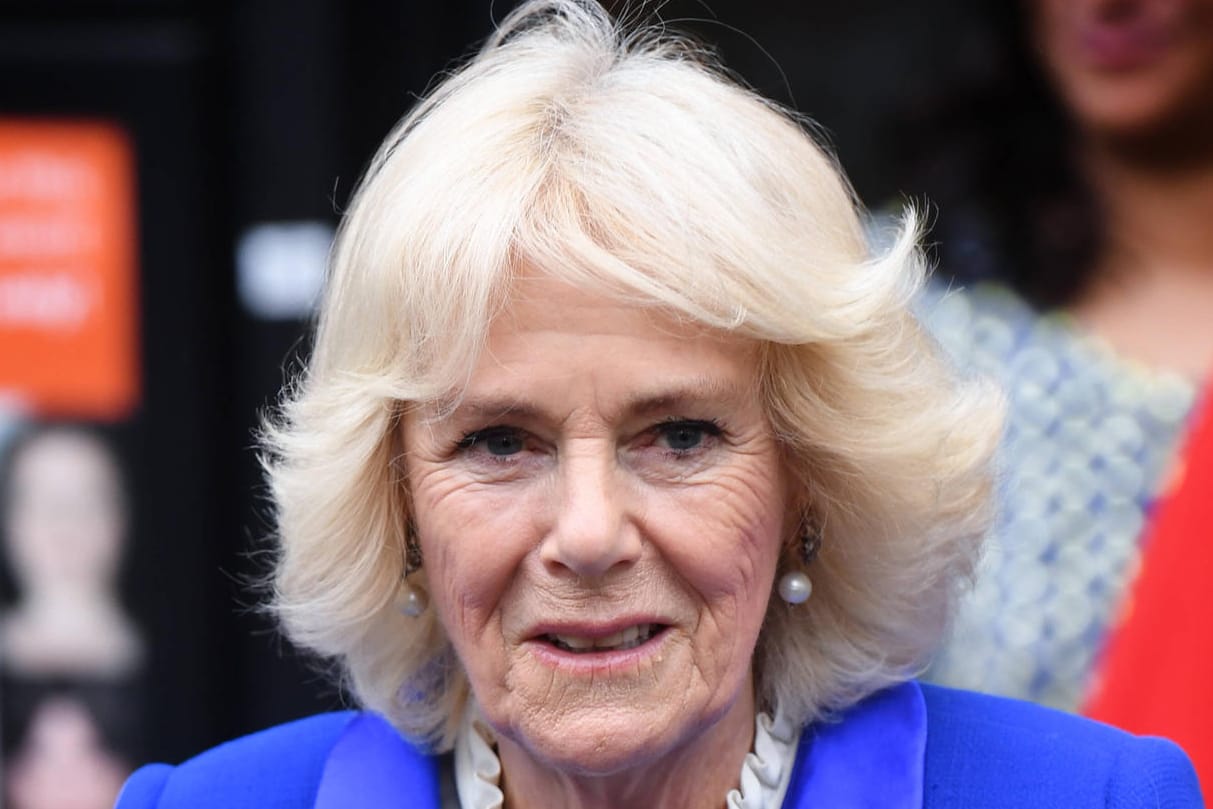 Die Duchess of Cornwall nach einem Theaterbesuch: Camilla wurde jetzt von der Queen ausgezeichnet.