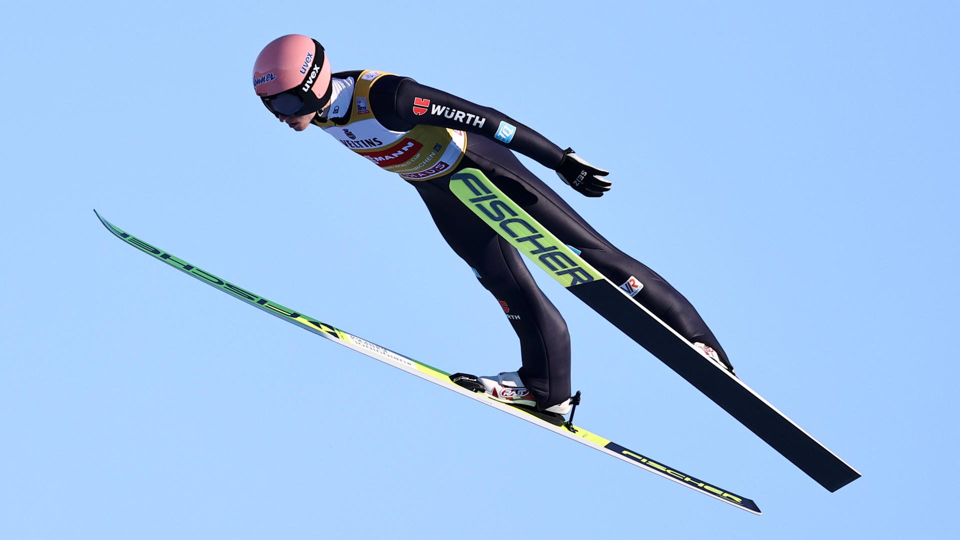 In der Qualifikation zum Neujahrsspringen wurde Karl Geiger Dritter. Am Samstag trifft er in ersten Durchgang auf den Russen Roman Trofimow.