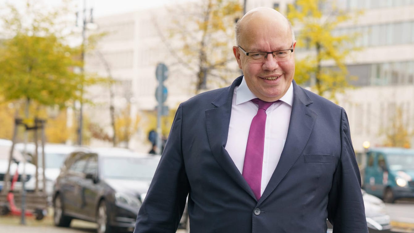 Peter Altmaier: Er hat in der Silvesternacht bei Twitter ein paar Posts abgesetzt.