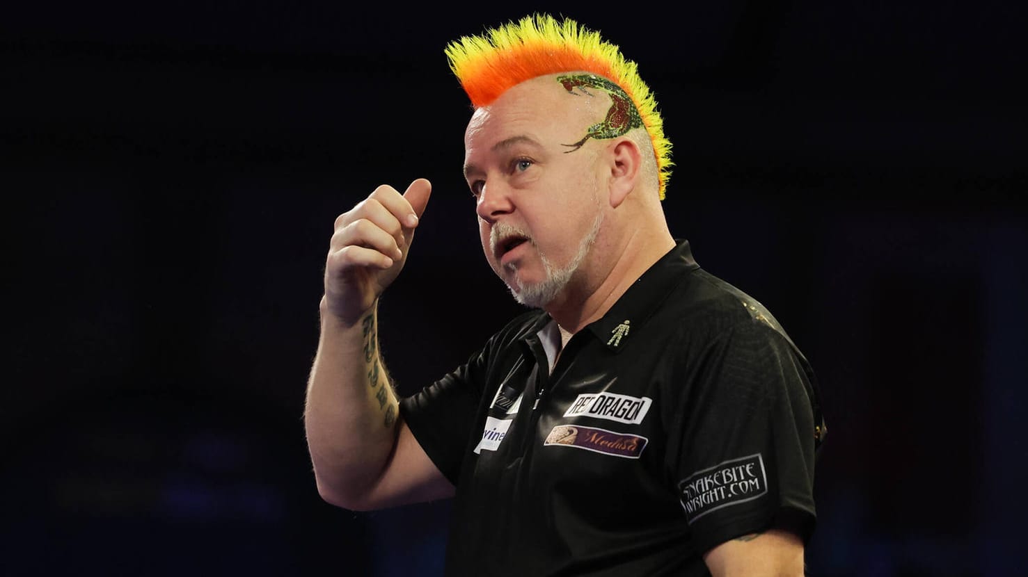 Peter Wright ist der neue Weltmeister: Der Schotte schlug Michael Smith mit 7:5 im Finale.