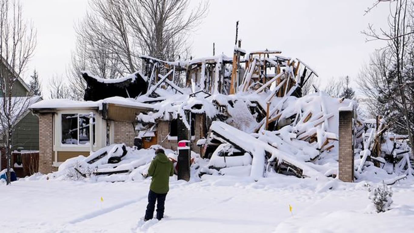 Fast 1000 Häuser und andere Gebäude wurden von den verheerenden Bränden zerstört.