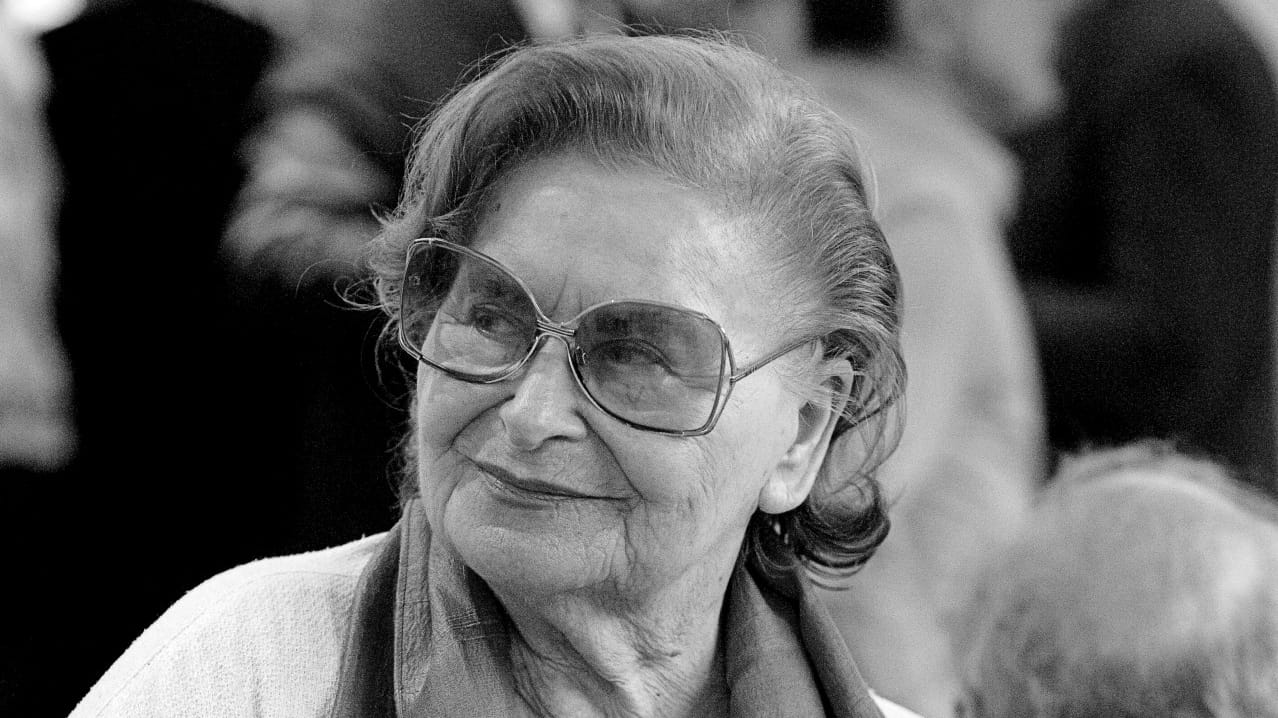 Die nun verstorbene Ilse Kümpfel-Schliekmann (Archivbild): Unter dem Namen Ponkie wurde sie als Fernseh- und Filmkritikerin bekannt. Die nun verstorbene Ilse Kümpfel-Schliekmann (Archivbild): Unter dem Namen Ponkie wurde sie als Fernseh- und Filmkritikerin bekannt.