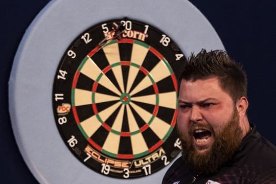 Micheal Smith steht im Finale der Darts-WM.