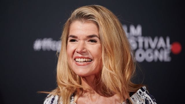 Anke Engelke fordert bei "Wer stiehlt mir die Show?" Joko Winterscheidt heraus.