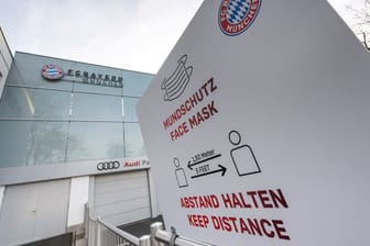 FC Bayern nach Corona-Fällen
