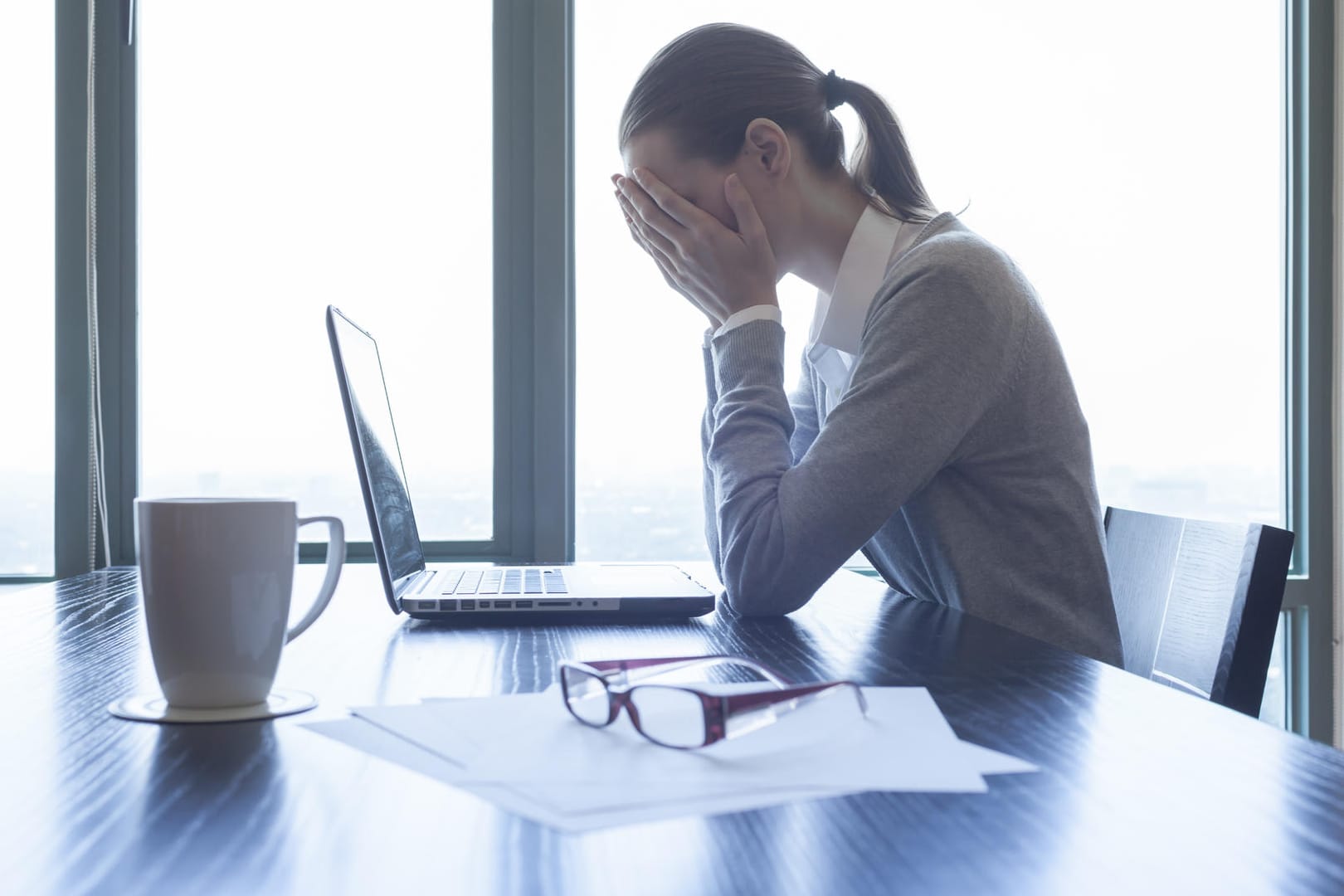 Stress am Arbeitsplatz: Psychische Erkrankungen bleiben der häufigste Grund für Berufsunfähigkeit.