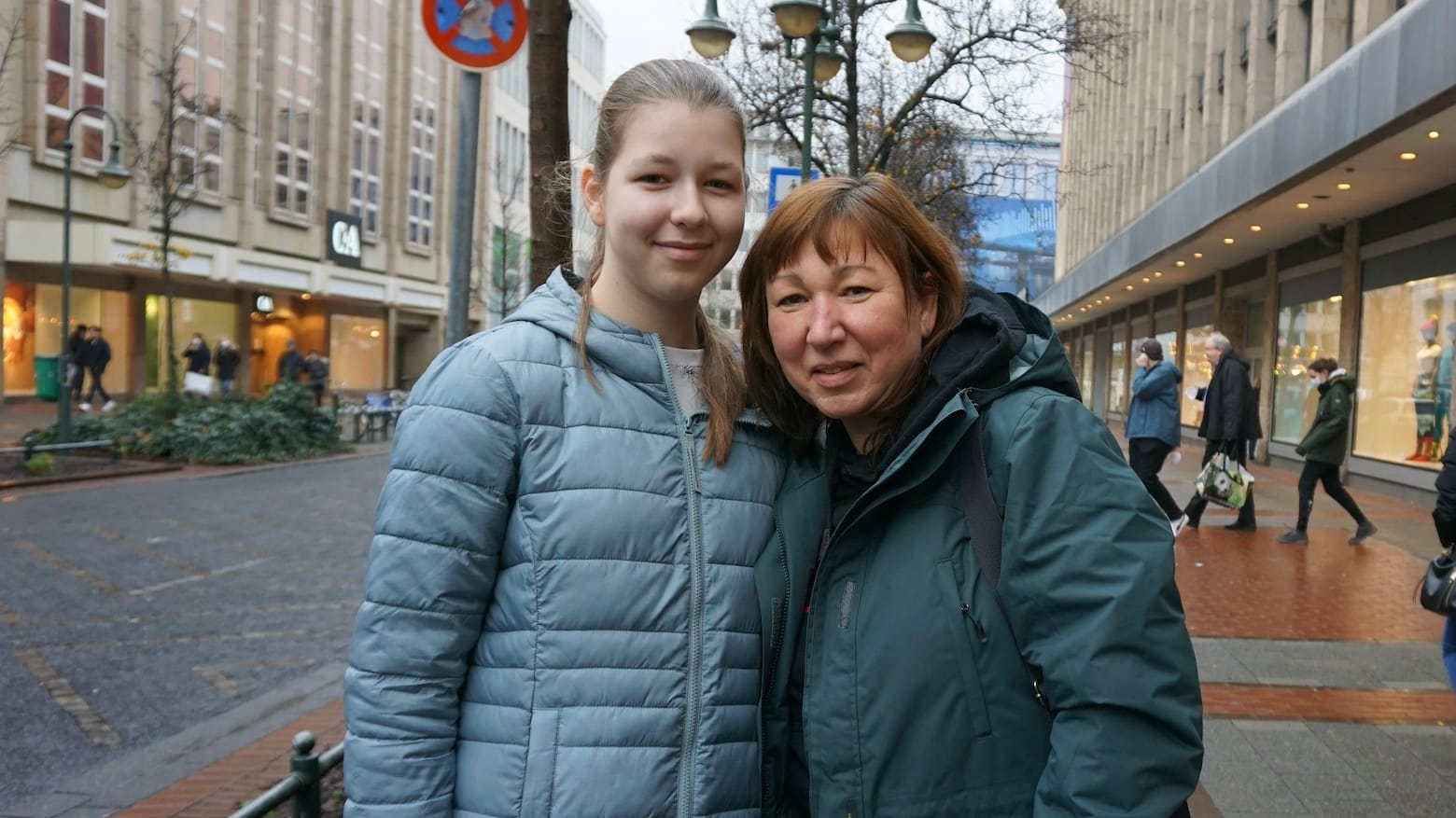 Josefine und Melanie Karcz (r.) freuen sich 2022 auf die Sonne der Toskana.