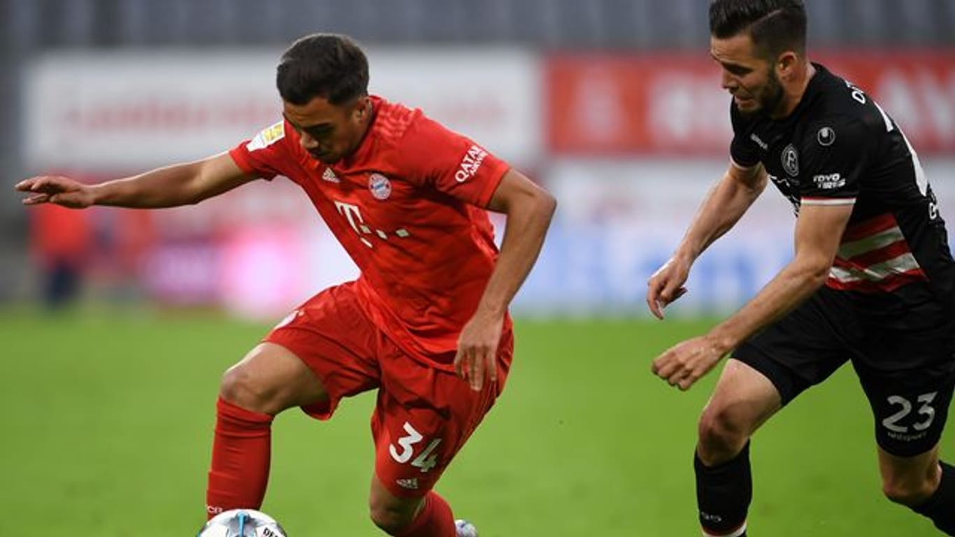 Wechselt zu Dynamo Dresden: Oliver Batista-Meier (l) im Einsatz für den FC Bayern.