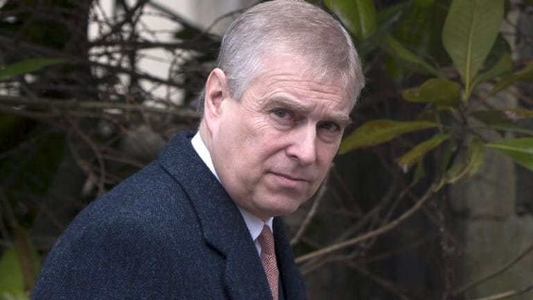 Prinz Andrew steht seit Jahren wegen seiner früheren Freundschaft zu Epstein in der Kritik.