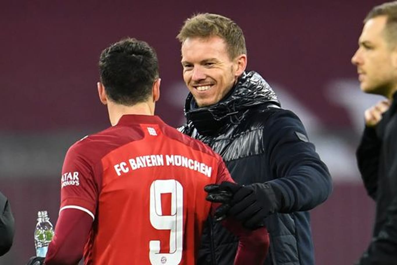 Sind mit dem FC Bayern klar auf Titelkur: Trainer Julian Nagelsmann und Torjäger Robert Lewandowski.