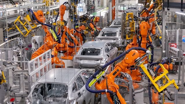 Eine Fertigungsstraße im Münchner Stammwerk von BMW