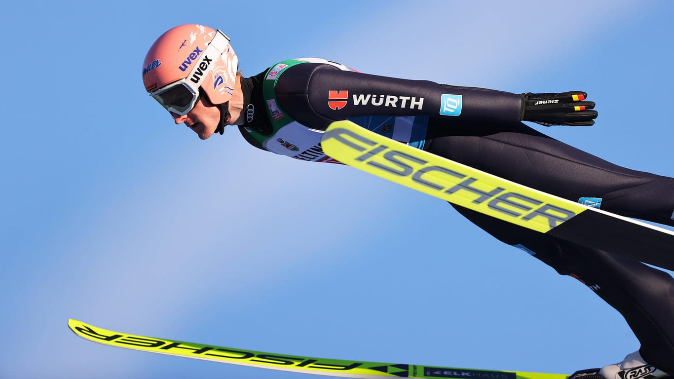 Severin Freund: Der deutsche Skispringer war in der Qualifikation der Tournee in Innsbruck der beste Deutsche; in Zukunft soll den Punktrichtern eine neue Technik zu Gute kommen.