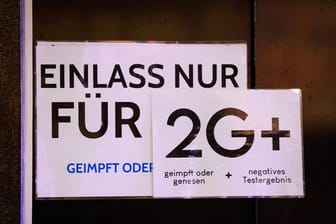 In Hamburg werden die Corona-Regeln weiter verschärft.
