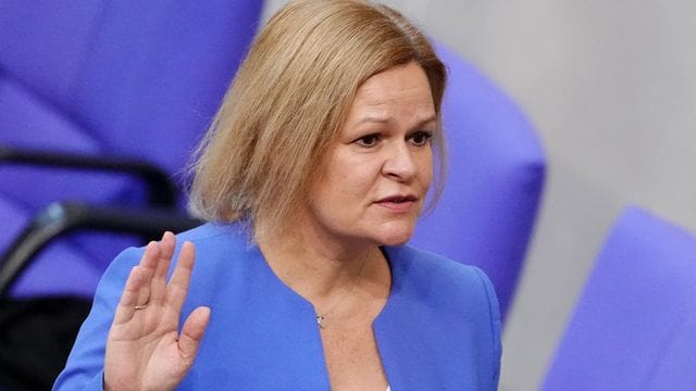 Bundesinnenministerin Nancy Faeser (SPD) sieht keine gespaltene Gesellschaft in Deutschland. Bundesinnenministerin Nancy Faeser (SPD) sieht keine gespaltene Gesellschaft in Deutschland.