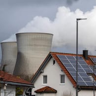 Kernkraftwerk Gundremmingen: Der Meiler in der bayerischen Gemeinde ist an Silvester endgültig vom Netz gegangen. 700 Milliarden Kilowattstunden Strom hatte das Kernkraftwerk über die Jahrzehnte produziert.