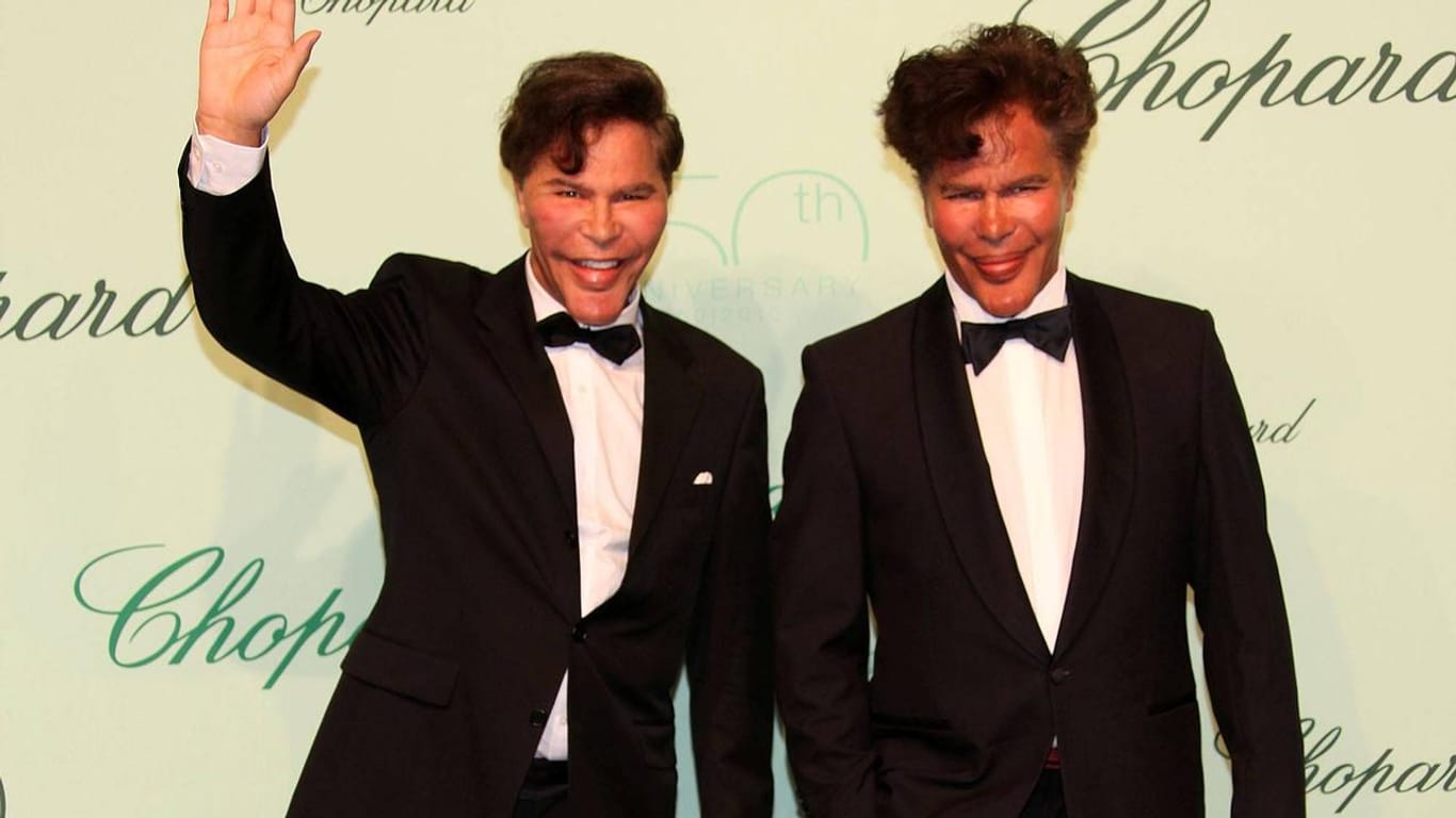 Igor und Grichka Bogdanoff 2010 bei den Filmfestspielen in Cannes: Nach diesem Auftritt bei der Party zum 150-jährigen Jubiläum von Chopard berichteten Medien weltweit über die Zwillinge.