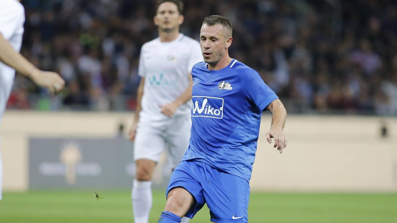 Antonio Cassano: Der Italiener hat sich mit Corona angesteckt. Antonio Cassano: Der Italiener hat sich mit Corona angesteckt.