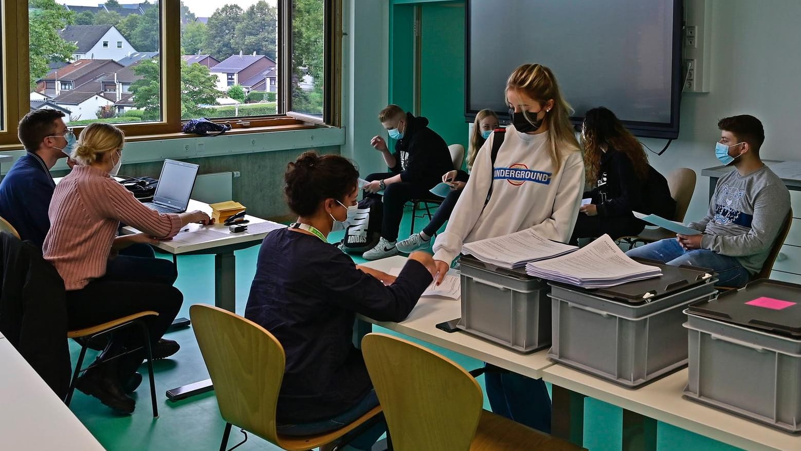 Schulunterricht in Essen: Die Kultusminister plädieren für offene Schulen trotz steigender Infektionszahlen.