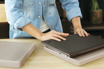 Das Lenovo ThinkPad Z13: Die Verpackung besteht aus kompostierbarem Bambus und Zuckerrohr, rund drei Viertel des Aluminiums im Notebook ist recycelt.