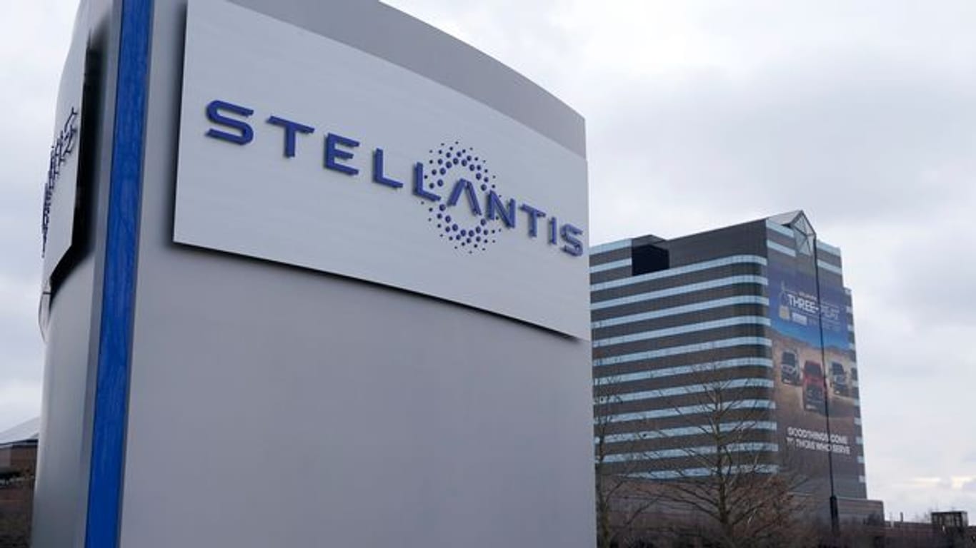 Zu Stellantis gehören Marken wie Chrysler, Opel und Fiat.