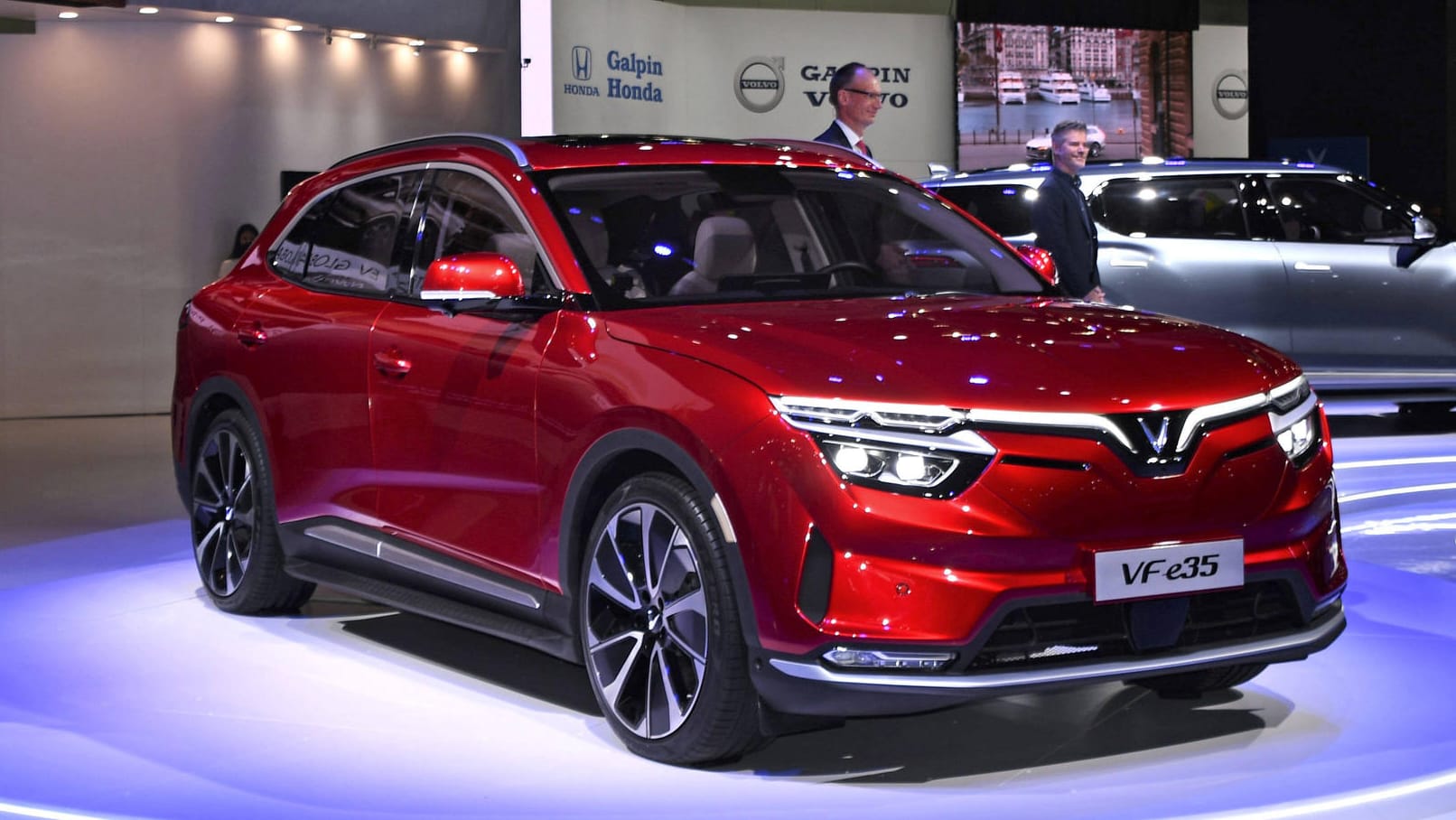 Vinfast auf der Los Angeles Autoshow (Symbolbild): Der vietnamesische Konzern strebt nach Deutschland. Vinfast auf der Los Angeles Autoshow (Symbolbild): Der vietnamesische Konzern strebt nach Deutschland.