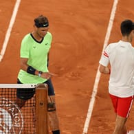 Novak Djokovic (l.) und Rafael Nadal: Die beiden Konkurrenten sind nicht immer einer Meinung.