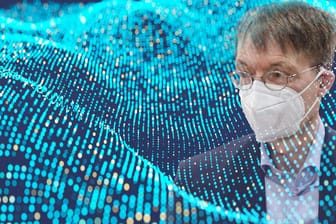 Gesundheitsminister unter Zugzwang: Schafft es Karl Lauterbach das Corona-Datenchaos in den Behörden in den Griff zu bekommen?