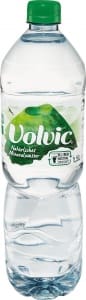 "Volvic natürliches Mineralwasser": Einige Chargen dieses Produkts werden zurückgerufen.