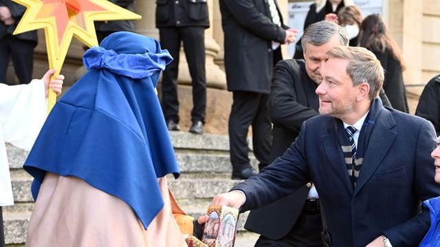 Dreikönigskundgebung der FDP Dreikönigskundgebung der FDP
