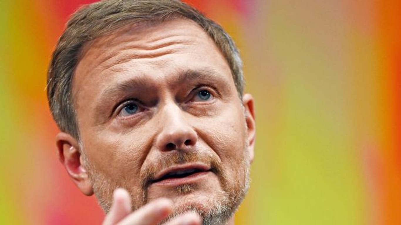 FDP-Chef Christian Lindner grenzt seine Parteien klar von den anderen ab.