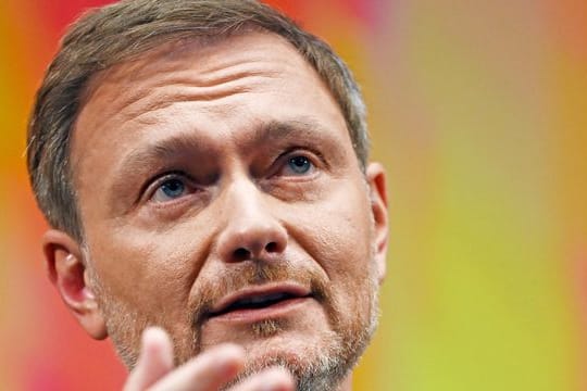 FDP-Chef Christian Lindner grenzt seine Parteien klar von den anderen ab.