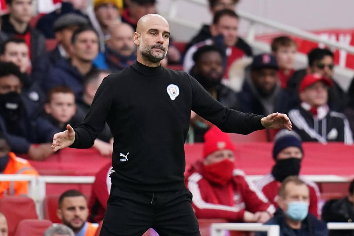 Manchester Citys Trainer Pep Guardiola hat sich mit dem Coronavirus infiziert.