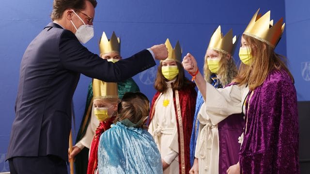 Wüst empfängt Sternsinger Wüst empfängt Sternsinger