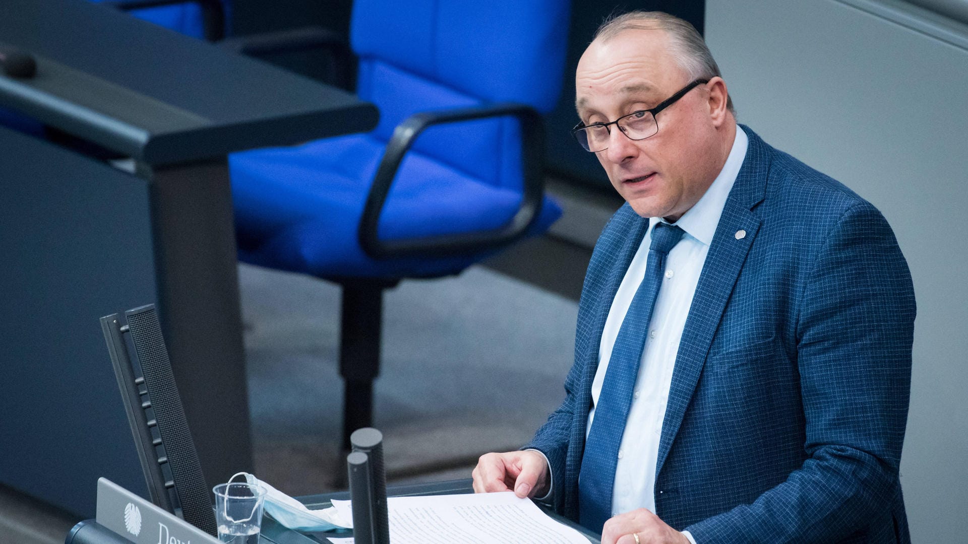 Jens Maier während einer Sitzung des Deutschen Bundestags (Archivbild): Er wurde vom sächsischen Verfassungsschutz als Rechtsextremist eingestuft. Jens Maier während einer Sitzung des Deutschen Bundestags (Archivbild): Er wurde vom sächsischen Verfassungsschutz als Rechtsextremist eingestuft.